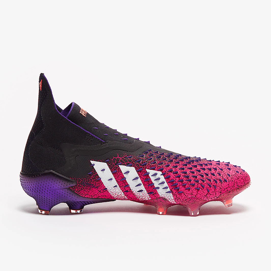 נעלי כדורגל מקצועיות אדידס - ADIDAS PREDATOR FREAK+ FG