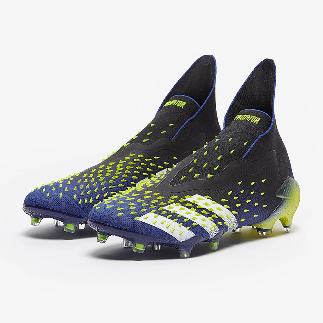 נעלי כדורגל מקצועיות אדידס - ADIDAS PREDATOR FREAK+ FG